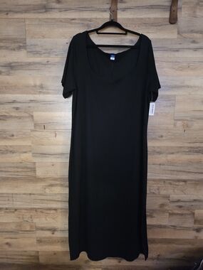 Old Navy Black Midi Scoop Neck Dress